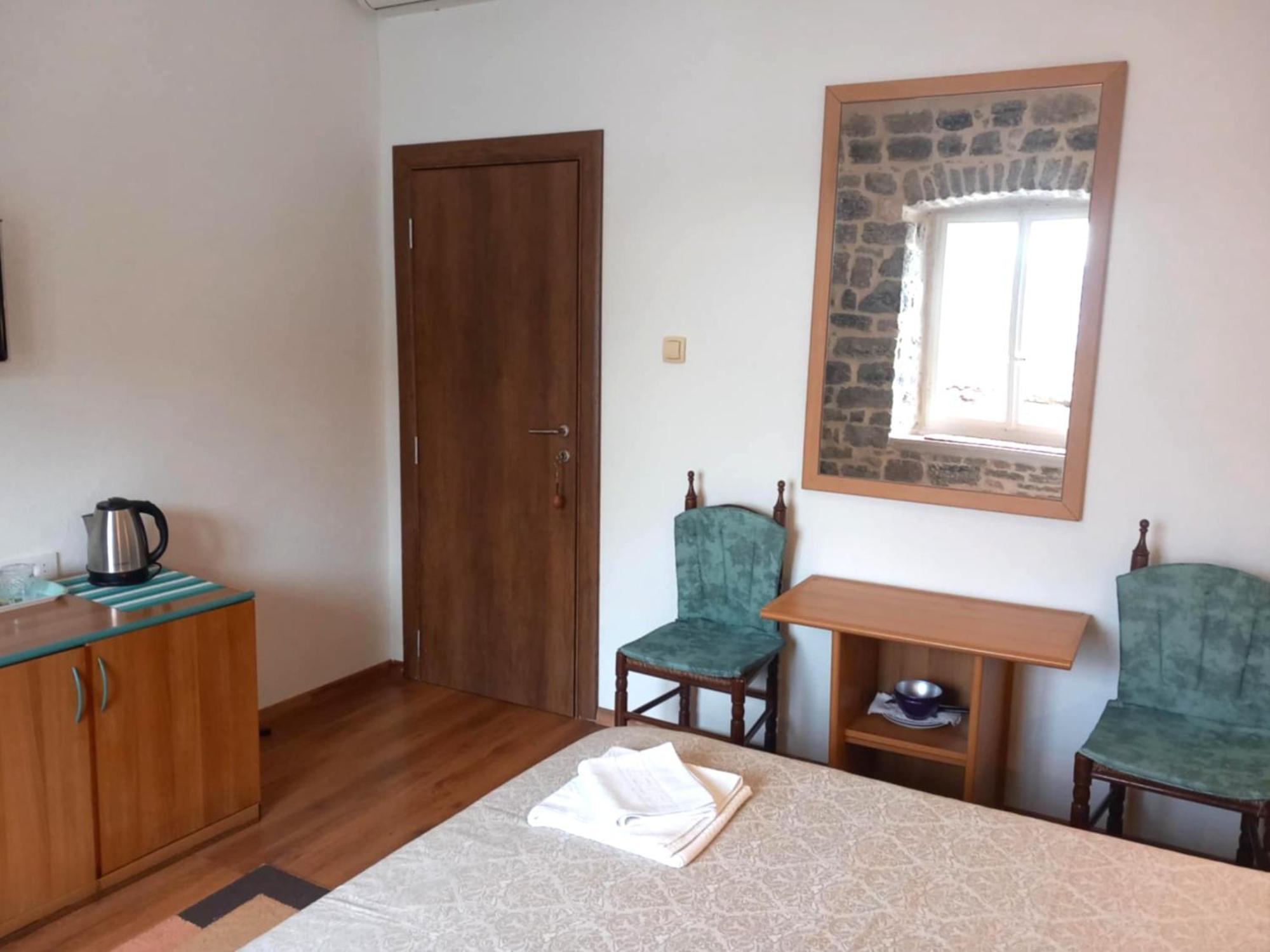 Bluemarine Rooms & Apartments Perast Exterior photo