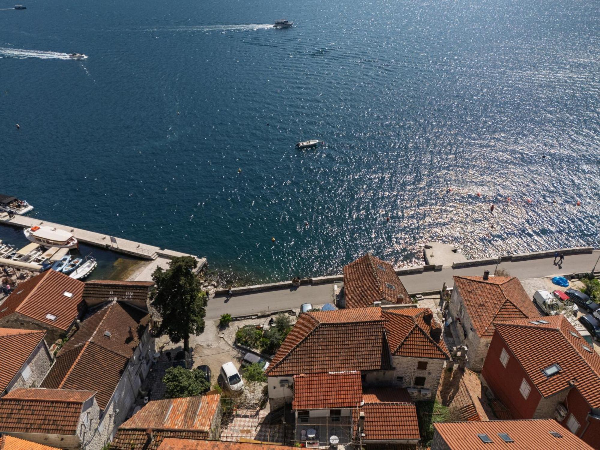 Bluemarine Rooms & Apartments Perast Exterior photo
